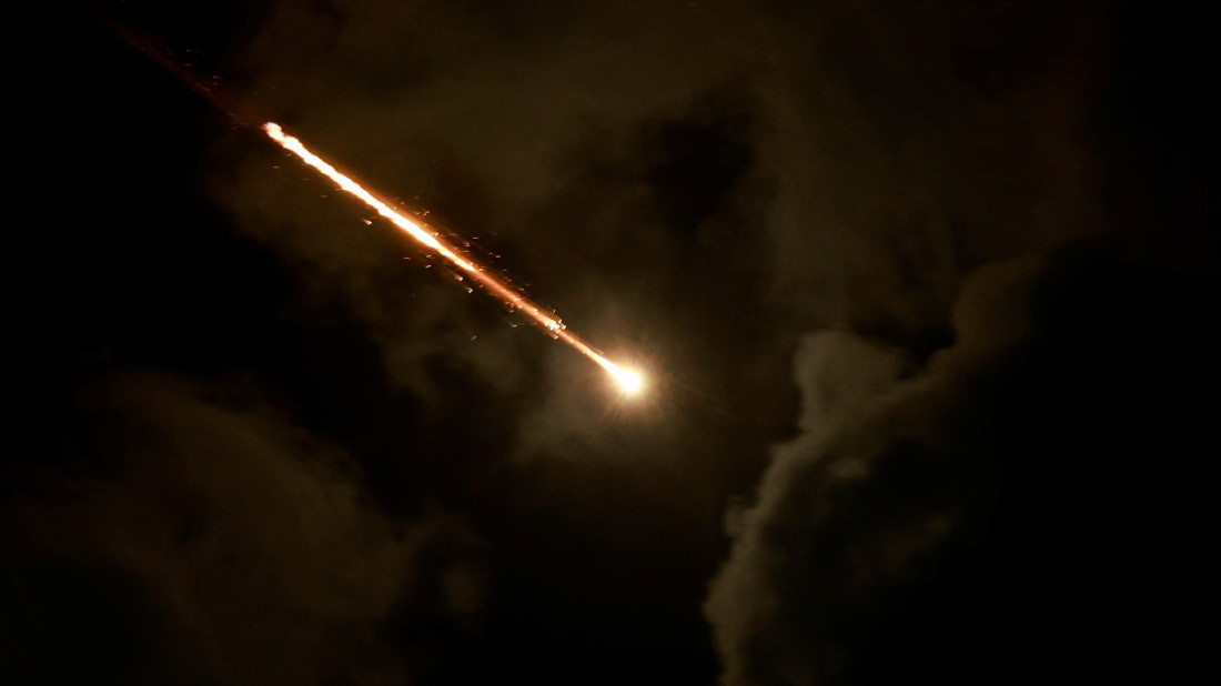 Iran launches barrage of missiles at Israel