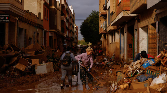 Spain deploys 7,500 troops to flood zone