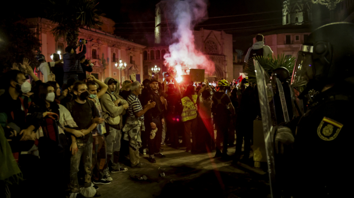 Thousands protest in Valencia over the handling of the Spanish flood disaster