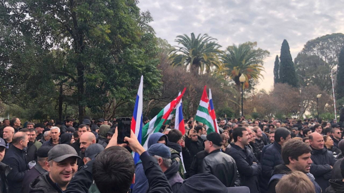 In Georgian breakaway Abkhazia, protesters refuse to leave parliament