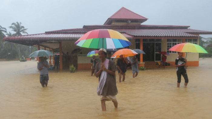 Malaysia floods: three dead, thousands evacuated amid ongoing heavy rain