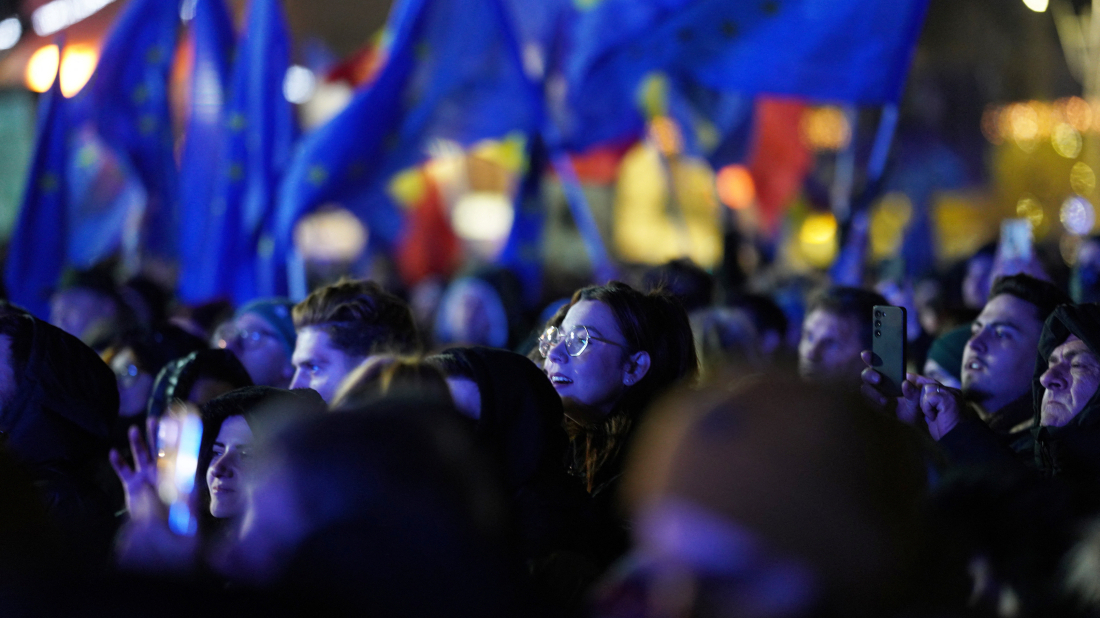 Romania's pro-European parties agree to form coalition government