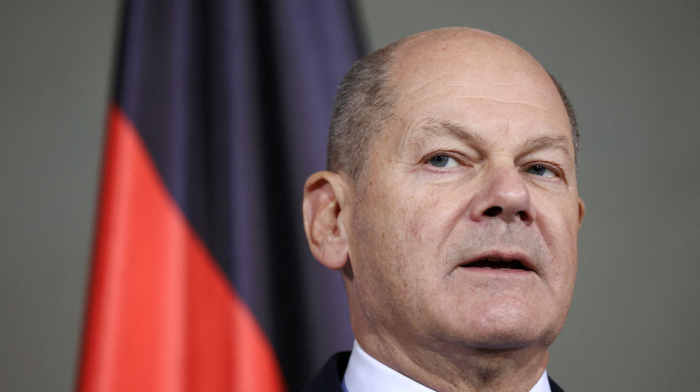 Germany Faces Early Elections as Scholz Calls for No-Confidence Vote