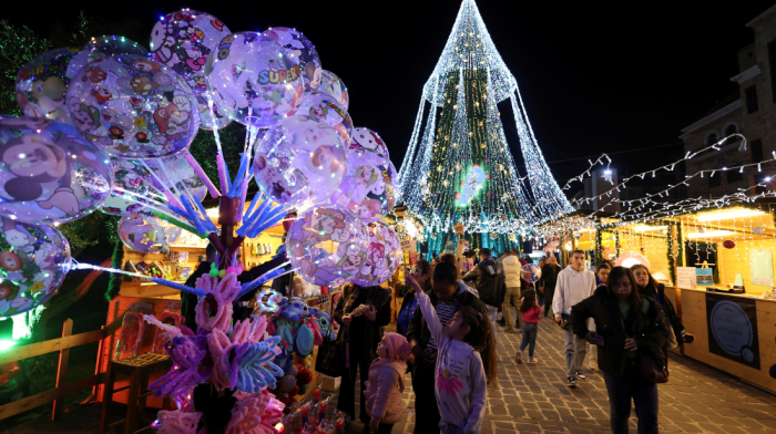 Lebanon celebrates Christmas amid recovery