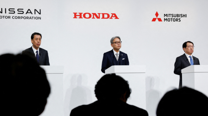 Honda and Nissan announce merger plan