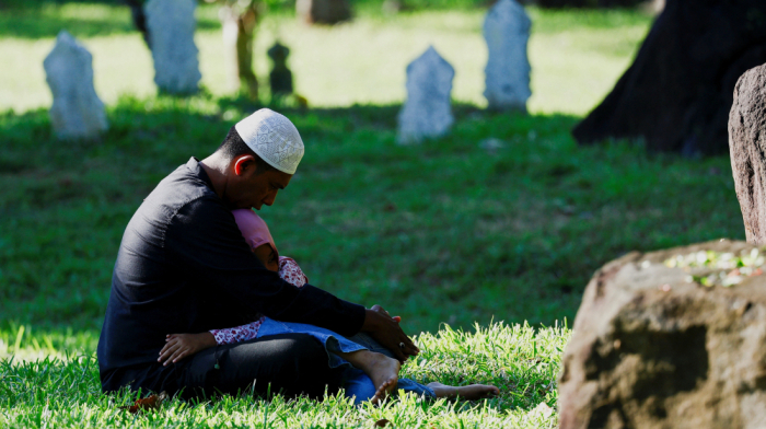 Survivors and families honour victims of the 2004 Indian Ocean tsunami