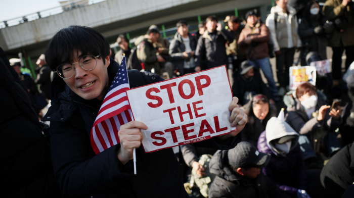 Yoon Suk Yeol's arrest sparks protests in South Korea