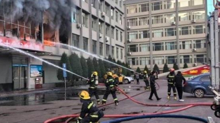 China market blaze kills 8, 15 injured