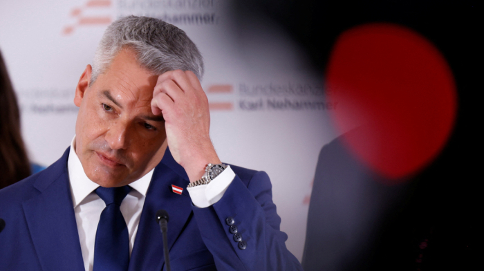 Austrian chancellor quits as coalition talks collapse