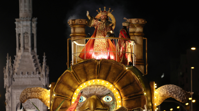 Three Kings Parade brings festive cheer back to Madrid