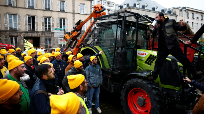 French farmers continue protests against EU-Mercosur trade deal