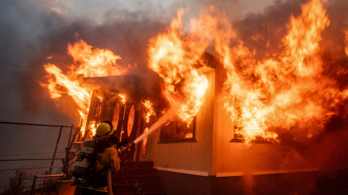 LA Wildfires: Experts warn of possible worsening conditions