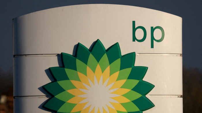 BP  will reduce its workforce by over 5%, cutting 4700 jobs