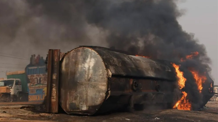Nigeria death toll from fuel truck blast reaches 86