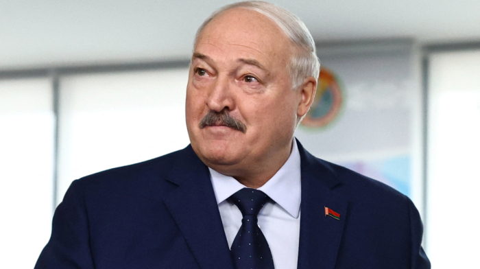 Lukashenko set to win the Belarusian presidential election, exit poll shows