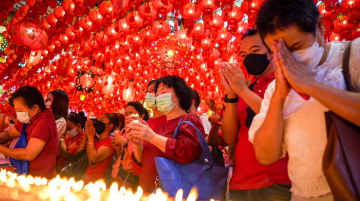 Lunar New Year kicks off with global celebrations