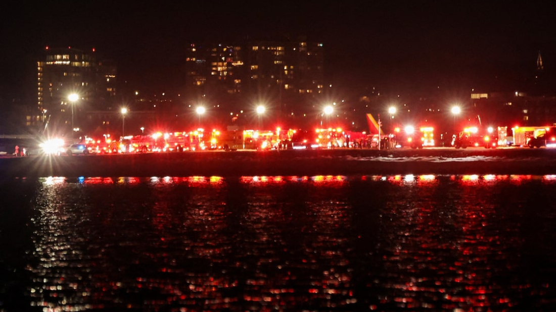 40 bodies recovered after collision between passenger plane and military helicopter in Washington