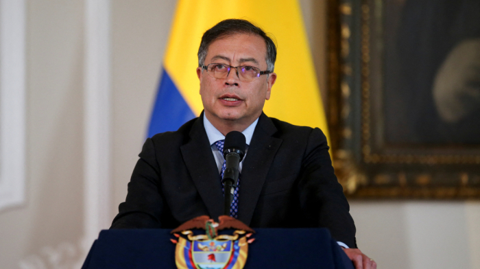 Petro asks undocumented Colombians in the U.S to return