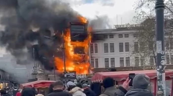 Massive fire breaks out near Istanbul’s Spice Bazaar in Eminonu