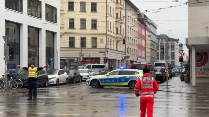 At least 20 injured after car drives into Munich crowd