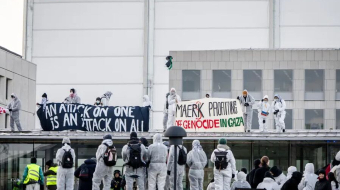 Protesters demand Maersk company to stop shipments to Israel