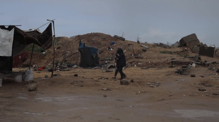 Gaza’s Displaced Struggle to Survive Harsh Winter Conditions