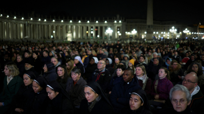 Faithful pray for Pope Francis in Saint Peter's square