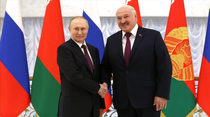 Russia and Belarus strengthen defense ties with security pact