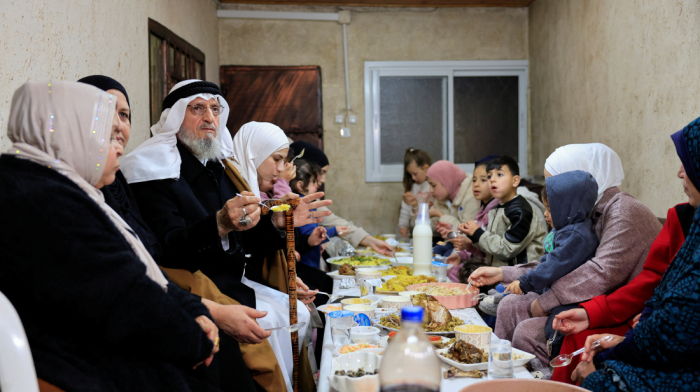 Released Palestinian celebrates Ramadan with family