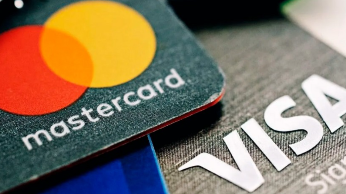 Massive disruption of Visa, Mastercard services in Ukraine