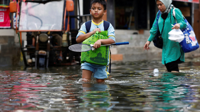 Cities face 'whiplash' of floods, droughts as temperatures rise, study warns