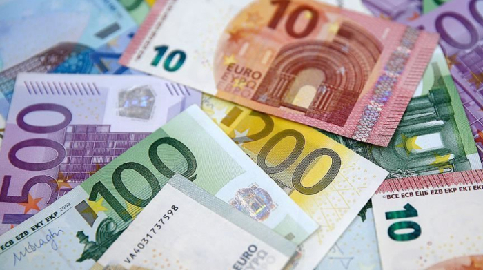 European Commision issued €9 billion of EU-Bonds