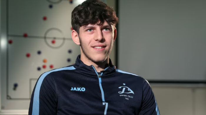 Georgian Teen Salia Fulfills Premier League Dream with Newcastle Move