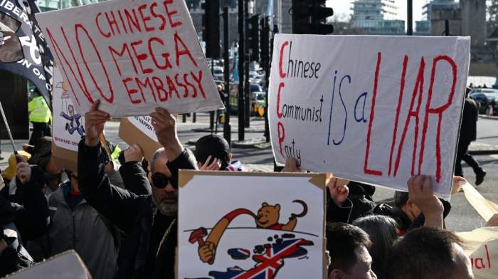 Hundreds oppose new Chinese embassy in London