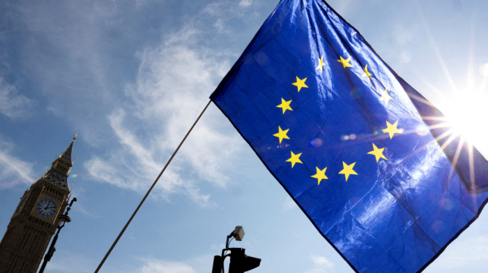EU outlines response to US tariffs, remains open to negotiations