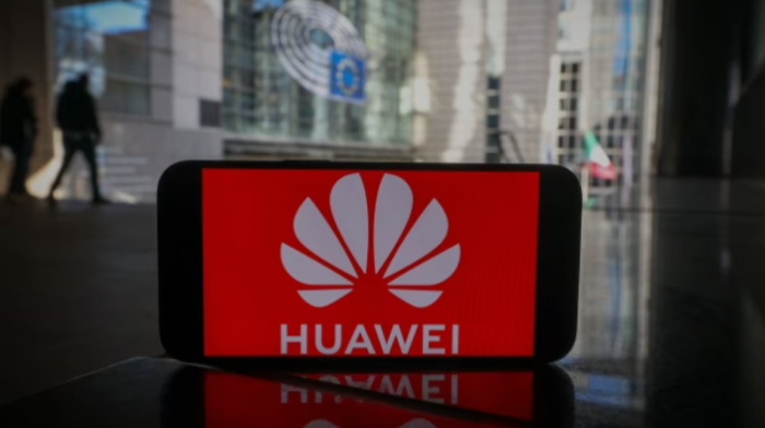 FCC investigates Chinese firms Huawei, ZTE, China Telecom over U.S. restrictions