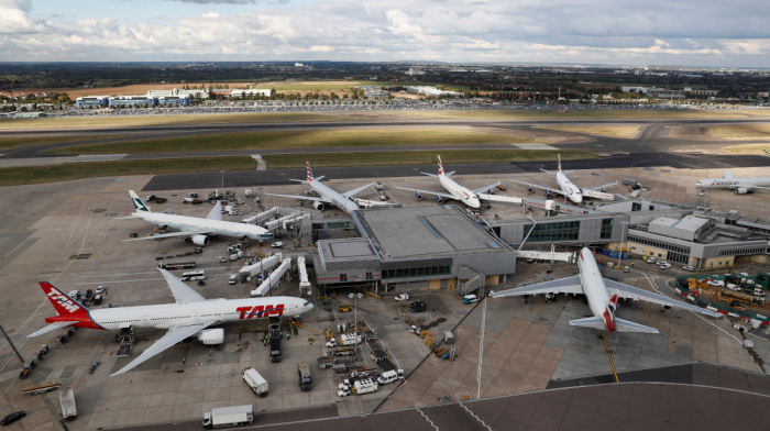 Flights Resume at Heathrow After Power Outage Causes Shutdown
