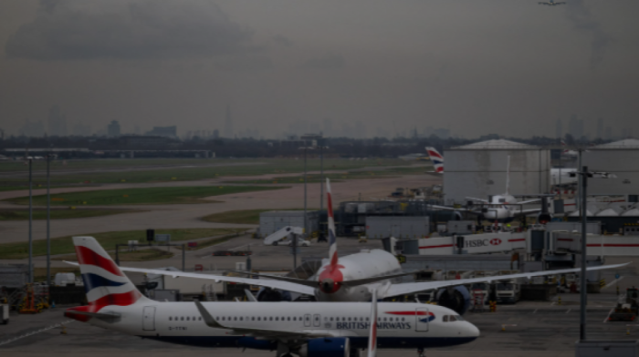 Heathrow resumes operations as global airlines scramble after shutdown