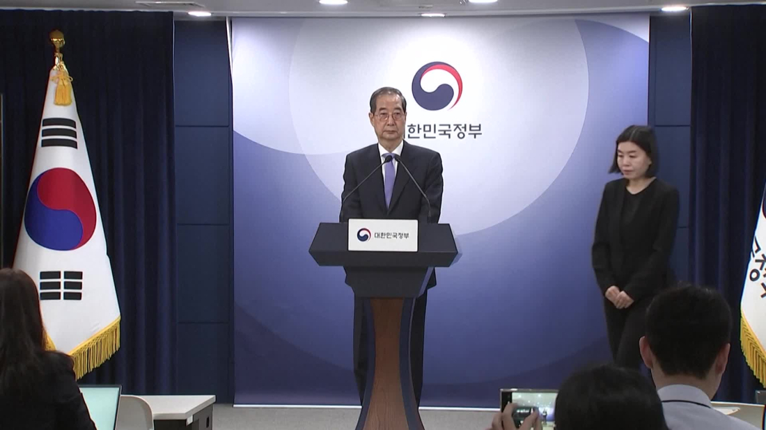 South Korea’s former premier declares presidential bid, vows constitutional reform
