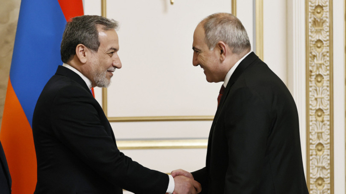 Armenian Prime Minister Hosts Iranian Foreign Minister: Messages of Peace and Cooperation