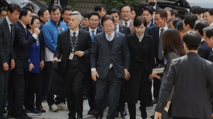 Appeal win helps South Korea opposition leader clear presidency hurdle