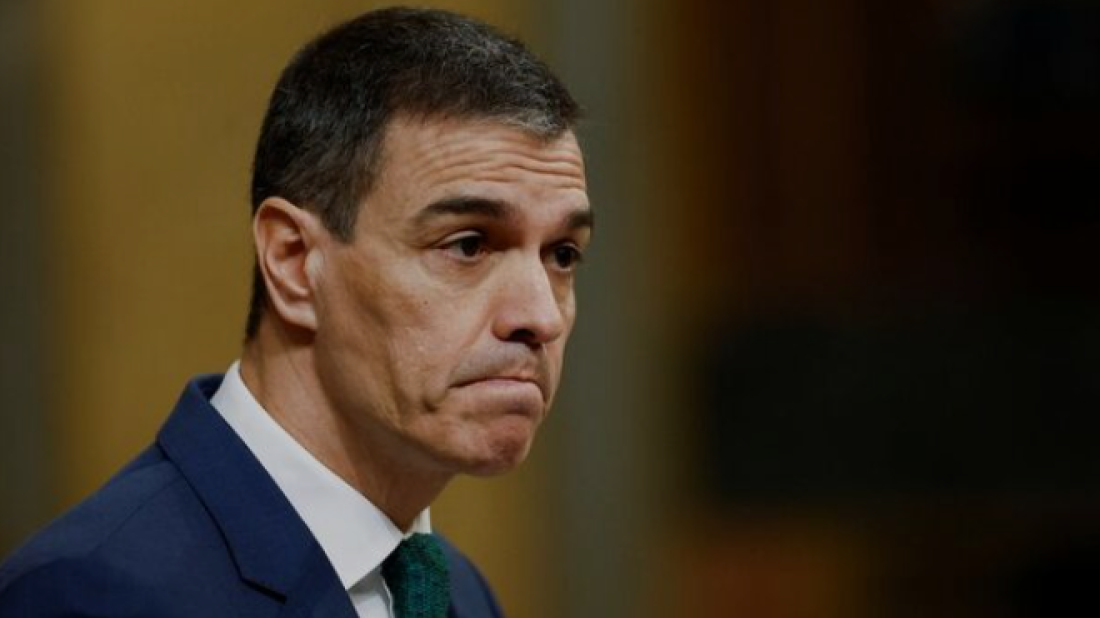 Spain's PM floats rolling over budget again due to lack of votes