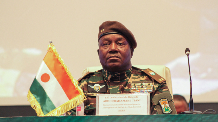 Niger’s Junta Leader Sworn In as President
