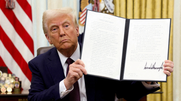 Trump orders Smithsonian Institution to remove “anti-american” content