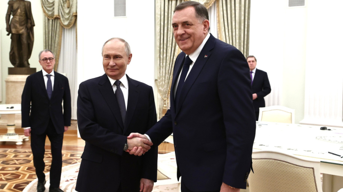 Putin met Bosnia's Serb leader despite international arrest warrant for Milorad Dodik