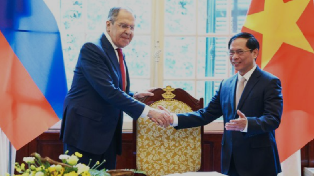 Lavrov meets Vietnamese counterpart in Hanoi to deepen strategic ties