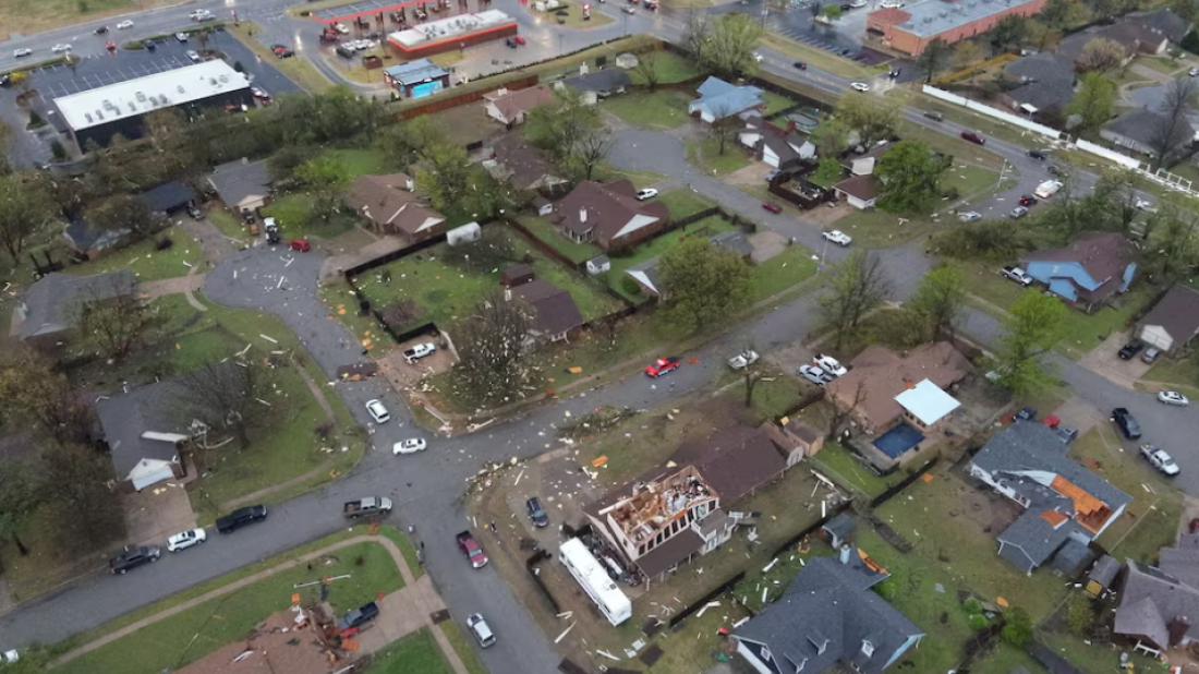 Tornadoes batter states in South and Midwest US, more violent storms expected