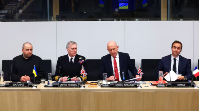 Europeans discuss Ukraine peace force but big questions unanswered