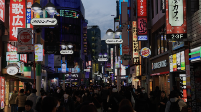 Japan posts record decline in population