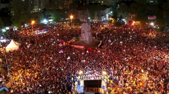 Student protests persist in Serbia: new Prime Minister appointed amid sound weapon controversy